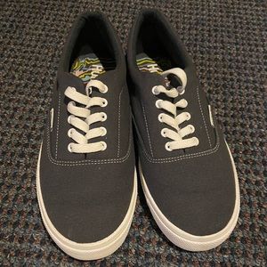 NEW Hurley shoes